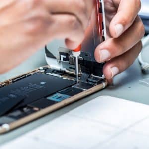Sim Failure iPhone: 4 Common Reasons and Their Solutions